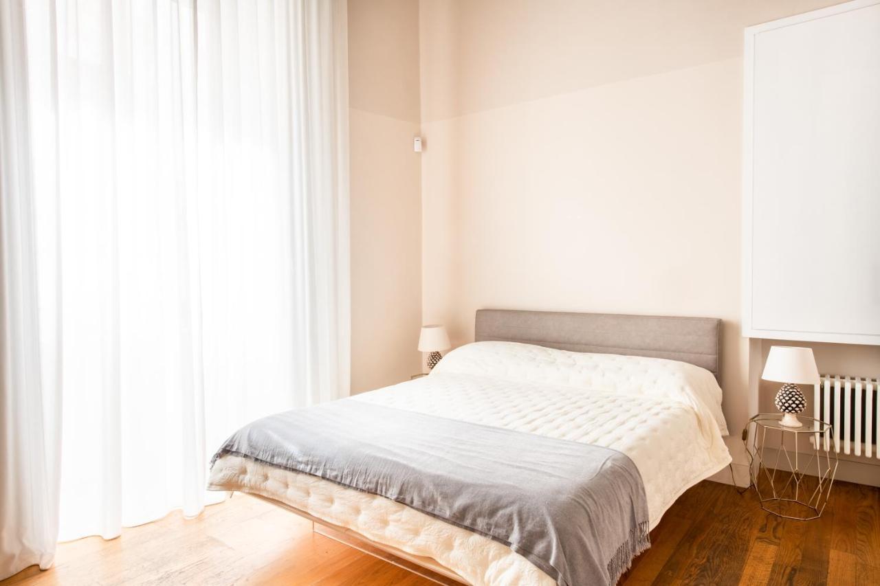 Moncada Suites & Apartments Палермо Екстериор снимка