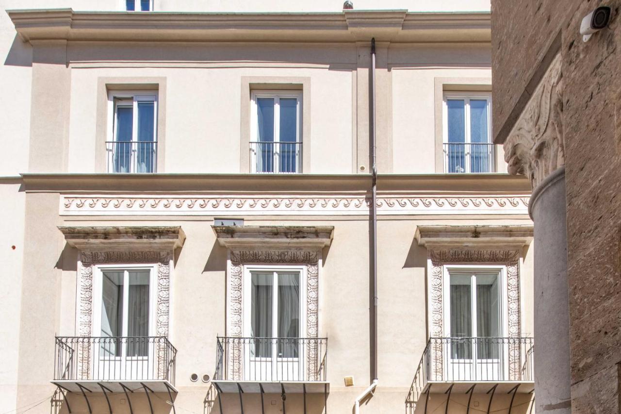 Moncada Suites & Apartments Палермо Екстериор снимка